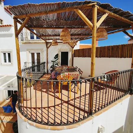 For Families With Amazing River View Lissabon