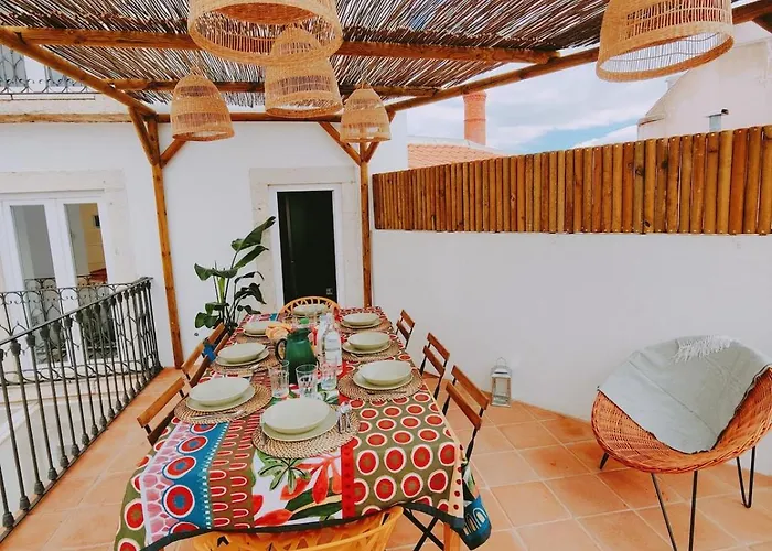 For Families With Amazing River View Lizbona